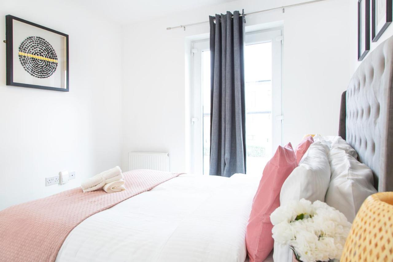 Vila Cozy Townhouse In The Heart Of Greater Manchester Exteriér fotografie